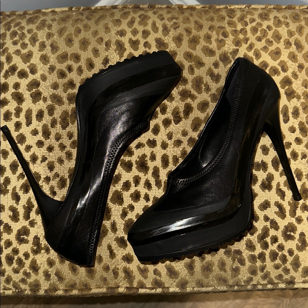 Burberry Black Platform Heels - Picture 16 of 16
